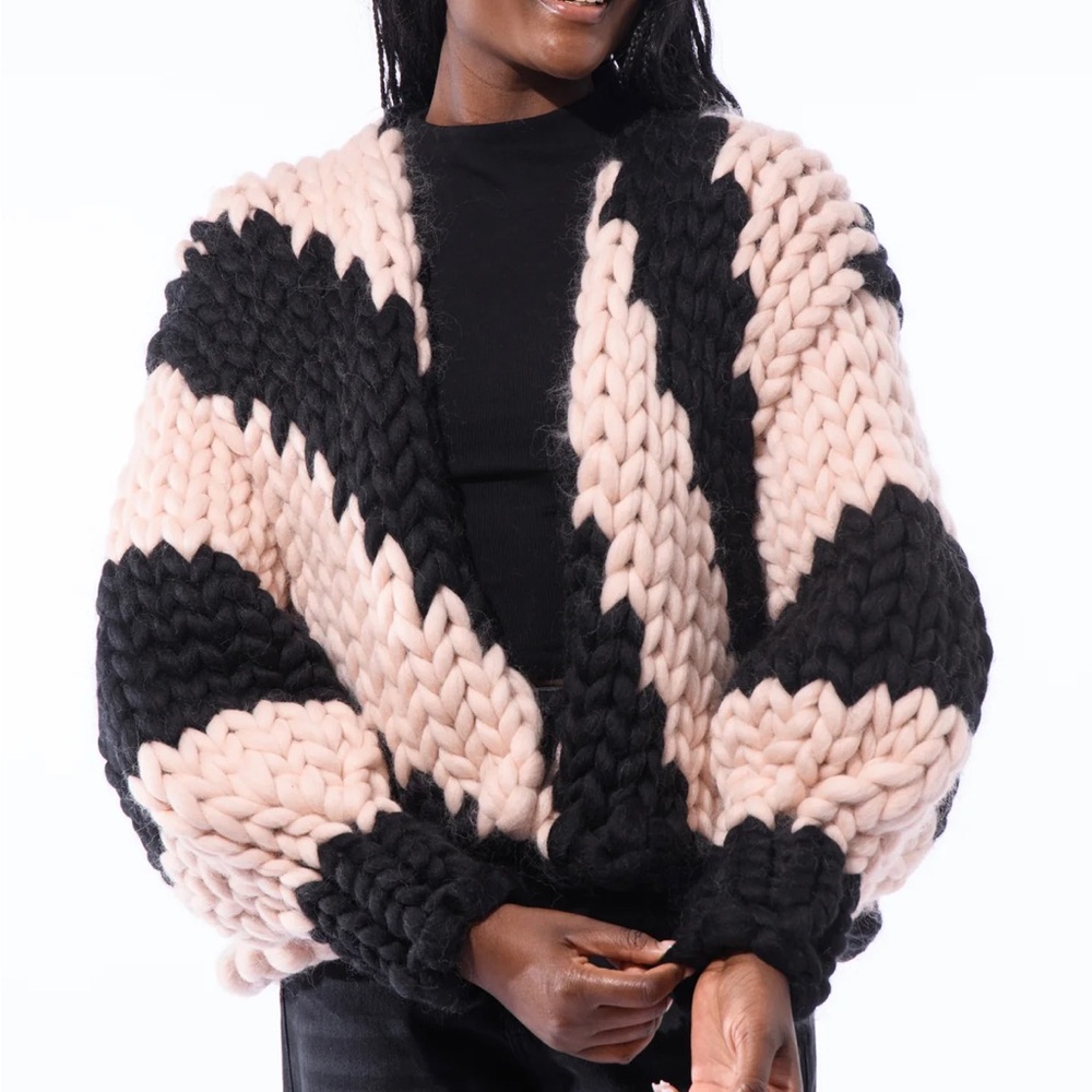 Hope Macaulay Chunky Knit Pink and Black Cardigan NWT